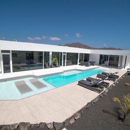 Valhalla Villa Playa Blanca  Esterno foto