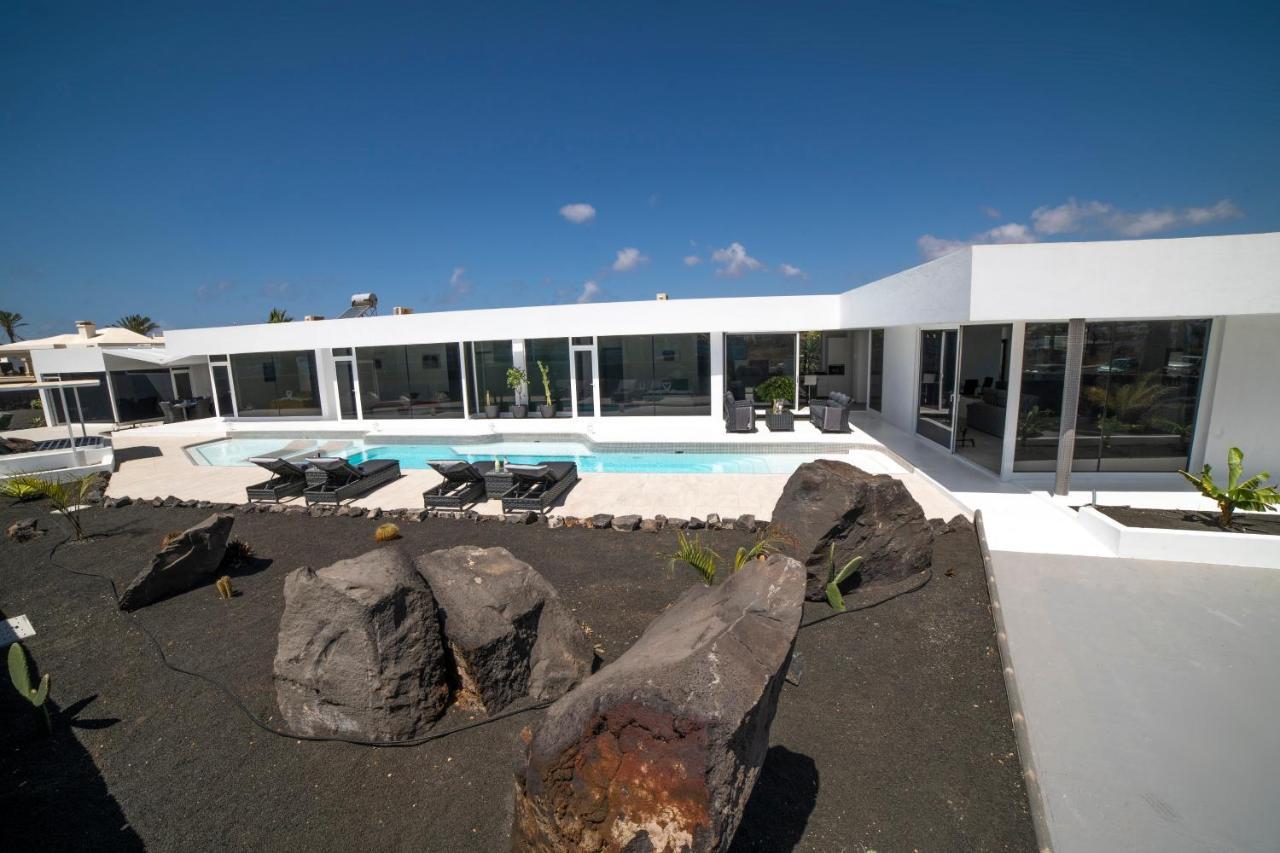 Valhalla Villa Playa Blanca  Esterno foto